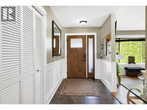 Photo 4 of 443 REIGHMOUNT Drive, Rayleigh, Kamloops