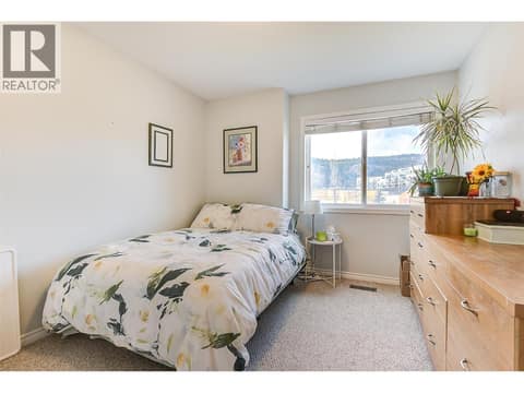 1-371 - 2nd bed up at 371 Valley Road Unit# 1-3, North Glenmore, Kelowna
