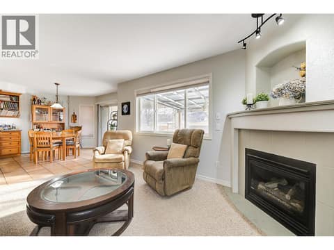 1-371 family room off kitchen at 371 Valley Road Unit# 1-3, North Glenmore, Kelowna