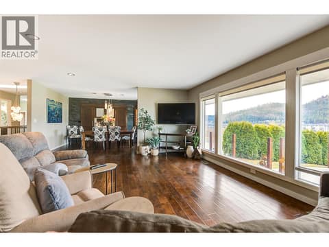 3-371 - Great Room at 371 Valley Road Unit# 1-3, North Glenmore, Kelowna