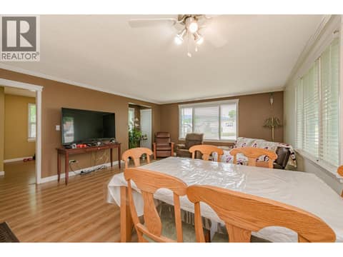Photo 5 of 729 Stanley Avenue, Enderby / Grindrod