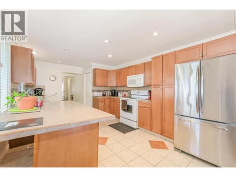 Photo 6 of 729 Stanley Avenue, Enderby / Grindrod