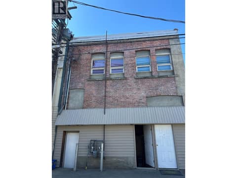 Back of building-entrance to all levels at 3107 30 Avenue, City of Vernon