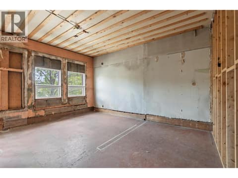 Upper level at 3107 30 Avenue, City of Vernon