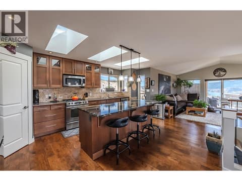 Photo 15 of 108 CHARDONNAY Court, Eastside/Lkshr Hi/Skaha Est, Okanagan Falls