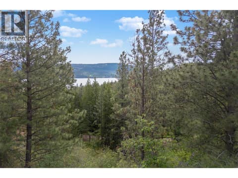Photo 4 of 10745 Westshore Road, Okanagan North, Vernon