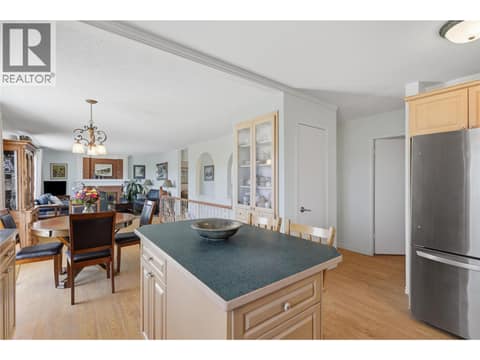 Photo 15 of 850 Norview Road, Batchelor Heights, Kamloops