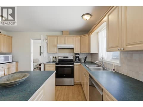 Photo 17 of 850 Norview Road, Batchelor Heights, Kamloops