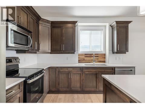 Photo 10 of 3207 Shetland Road, North Glenmore, Kelowna