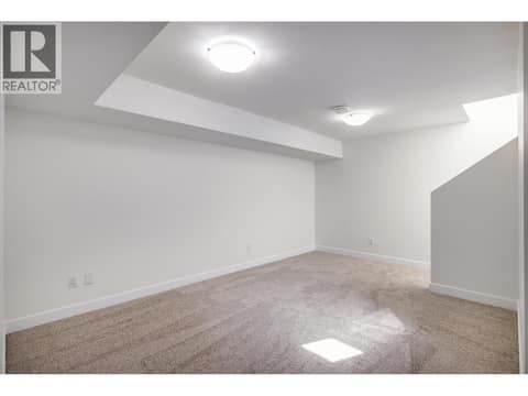 Photo 23 of 3207 Shetland Road, North Glenmore, Kelowna