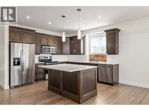 Photo 8 of 3207 Shetland Road, North Glenmore, Kelowna