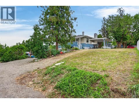Photo 32 of 3802 36 Street, Alexis Park, Vernon