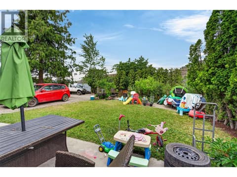 Backyard at 3802 36 Street, Alexis Park, Vernon