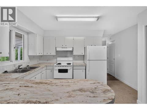 Main Level - Kitchen at 3802 36 Street, Alexis Park, Vernon