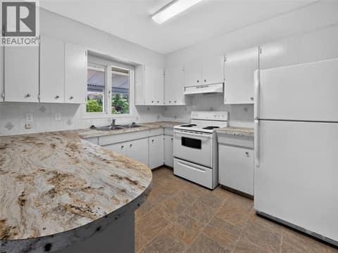 Main Level - Kitchen at 3802 36 Street, Alexis Park, Vernon
