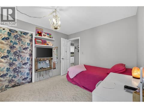 2nd bedroom up at 7292 Mountridge Road, North BX, Vernon
