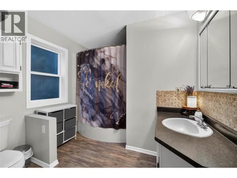 Bathroom up at 7292 Mountridge Road, North BX, Vernon