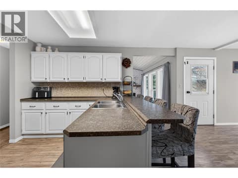 Kitchen up at 7292 Mountridge Road, North BX, Vernon