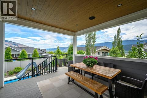Access to Backyard at 631 Mt Ida Crescent, Middleton Mountain Coldstream