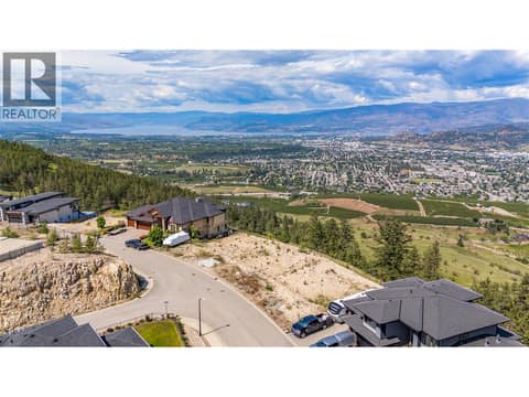 Photo 15 of 1726 Carnegie Street, Black Mountain, Kelowna