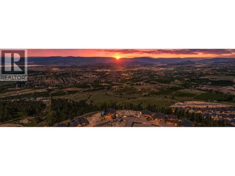 Photo 5 of 1726 Carnegie Street, Black Mountain, Kelowna