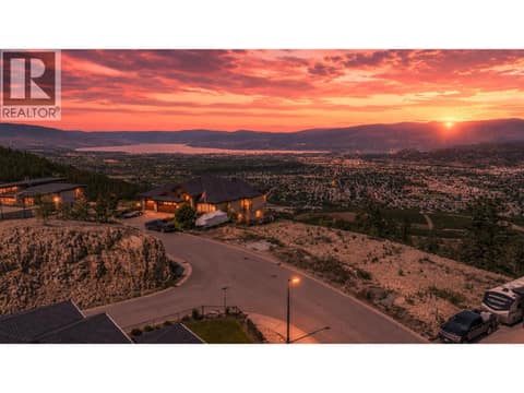 Photo 8 of 1726 Carnegie Street, Black Mountain, Kelowna