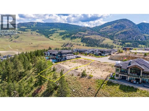 *Property outlines are approximate and may not be exact. Actual property lines may vary. at 1726 Carnegie Street, Black Mountain, Kelowna