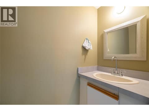 Photo 33 of 4303 27 Avenue Unit# 28, Westmount, Vernon