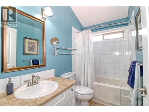 Full bath 2 at 6933 Barcelona Drive Unit# 64, Fintry, Kelowna