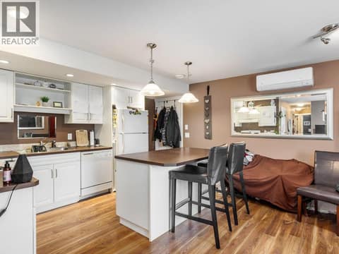 Suite at 10349 Copper Hill Lane, Lake Country East / Oyama