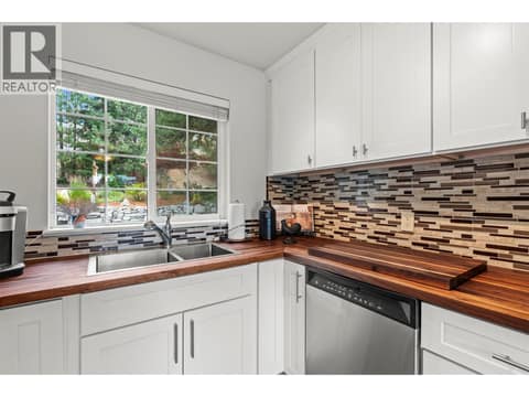 Photo 17 of 10771 Pinecrest Road, Okanagan North, Vernon