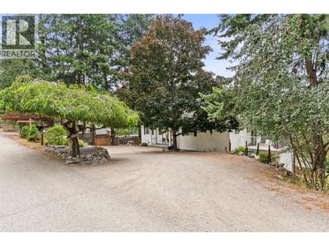 Photo 4 of 10771 Pinecrest Road, Okanagan North, Vernon
