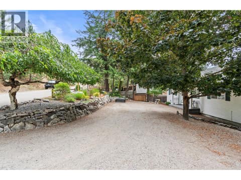 Photo 5 of 10771 Pinecrest Road, Okanagan North, Vernon