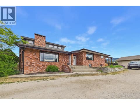 Photo 3 of 10371 Okanagan Centre Road E, Lake Country East / Oyama
