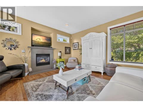 Photo 8 of 1124 Peak Point Drive, West Kelowna Estates