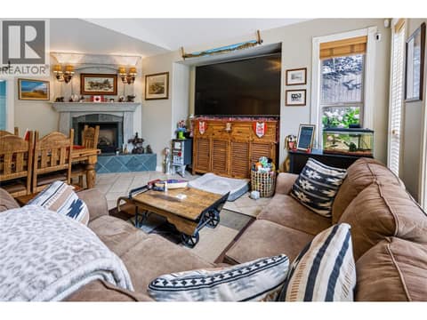 Photo 11 of 102 Westview Drive, Wiltse/Valleyview, Penticton