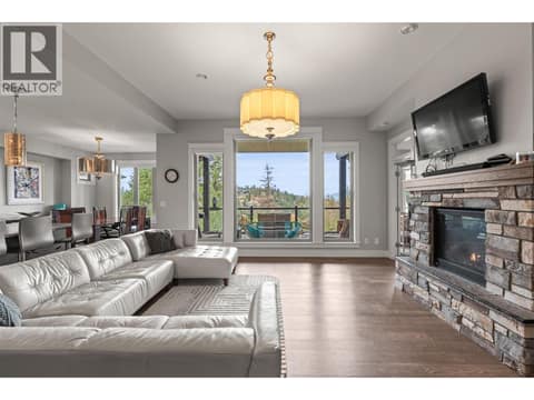 Photo 6 of 246 Dormie Place, Predator Ridge, Vernon