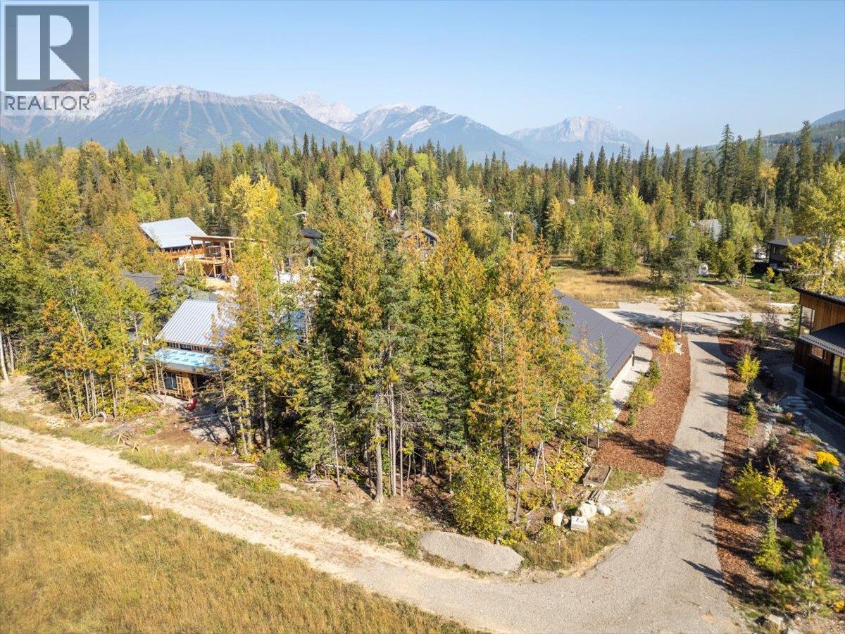 Photo 94 of 5538 Currie Bowl Way, Ski Hill Area, Fernie