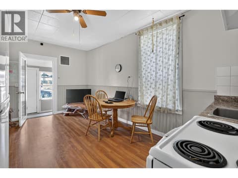 Photo 17 of 403 Howard Avenue, Enderby / Grindrod