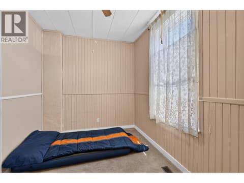 Photo 21 of 403 Howard Avenue, Enderby / Grindrod