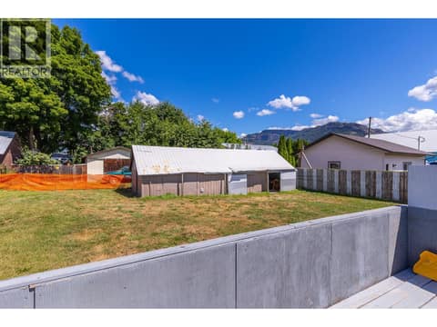 Photo 45 of 403 Howard Avenue, Enderby / Grindrod