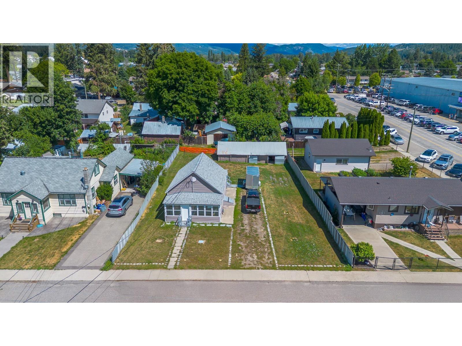 Photo 8 of 403 Howard Avenue, Enderby / Grindrod