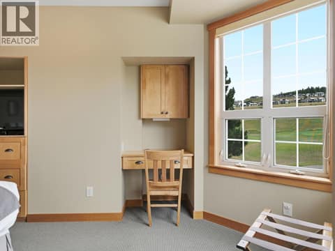 Photo 11 of 105 Village Center Court Unit# 226, Predator Ridge, Vernon