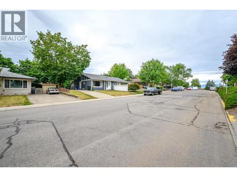 Photo 33 of 5008 Heritage Drive, Westmount, Vernon