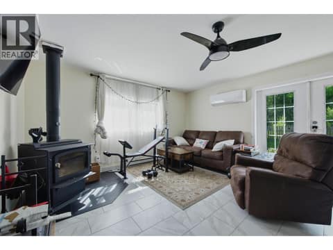 Suite at 2007 Heighway Crescent, Lumby Valley