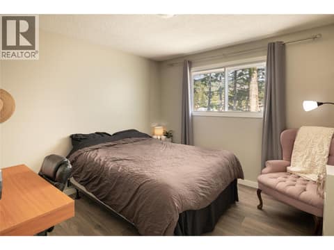 Photo 10 of 3451 McTaggart Road, Glenrosa, West Kelowna
