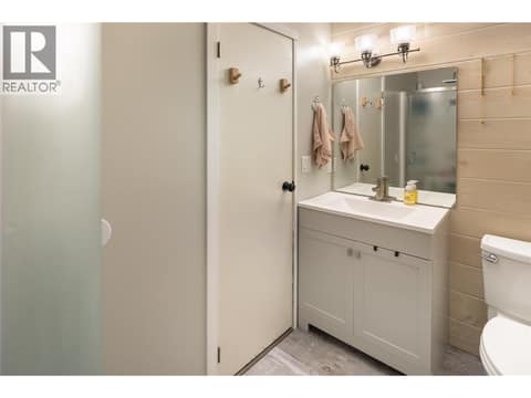Photo 12 of 3451 McTaggart Road, Glenrosa, West Kelowna