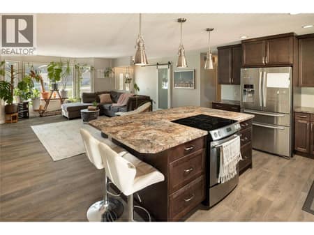 Photo 2 of 3451 McTaggart Road, Glenrosa, West Kelowna