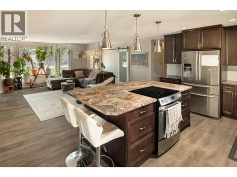 Photo 2 of 3451 McTaggart Road, Glenrosa, West Kelowna