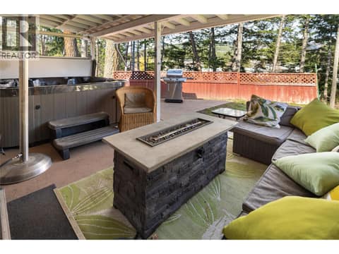 Photo 23 of 3451 McTaggart Road, Glenrosa, West Kelowna